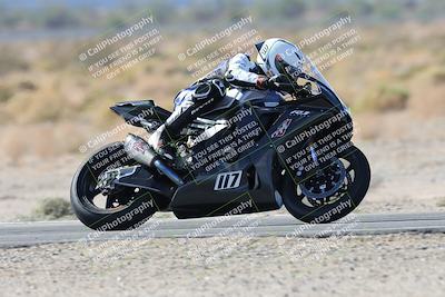 media/Nov-16-2025-Race Pace (Sun) [[8c5fa54630]]/Verified Riders/3-Turn 14 (1045am)/